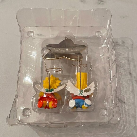 Carlton Cards Springfield Elementary Presents A Simpsons Christmas Ornament 2002 - Picture 7 of 15